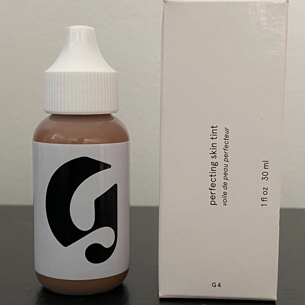 Glossier Skin Perfecting Tint- G3
